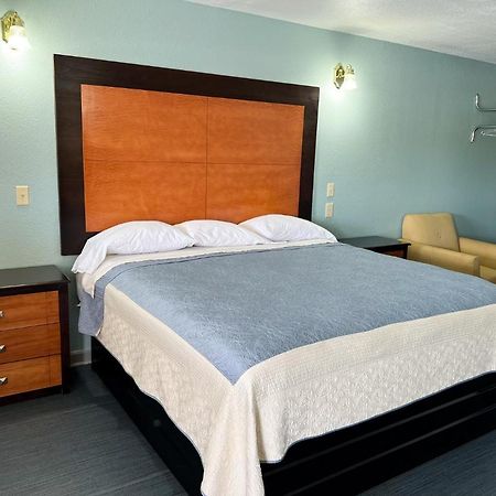 Regency Inn Bald Knob Exterior photo