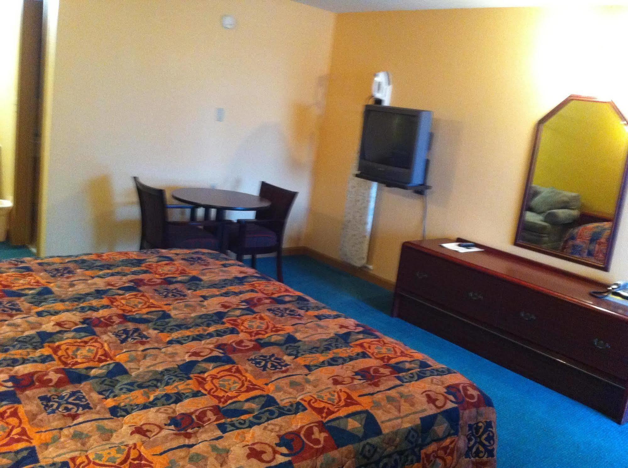 Regency Inn Bald Knob Exterior photo
